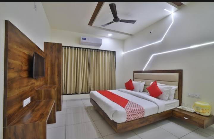 Hotel Kailash Virpur Exterior foto